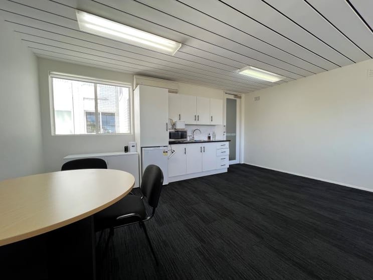Click to view all images Level 1 Suite 4/Suite 4, 79 Alexander Street Crows Nest NSW 2065 - Image 3