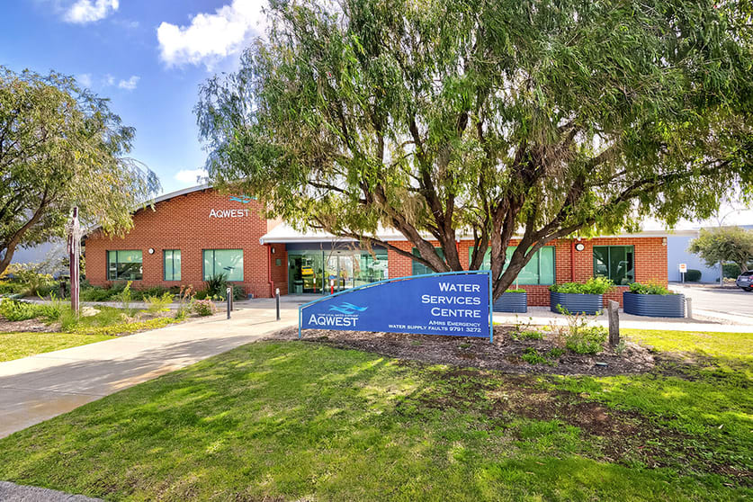 Click to view all images 5 MacKinnon Way East Bunbury WA 6230 - Image 2