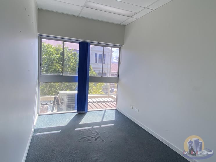 Click to view all images 149 Bourbong Street Bundaberg Central QLD 4670 - Image 1