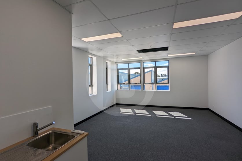 Click to view all images 4/12 ANNE STREET St Marys NSW 2760 - Image 3