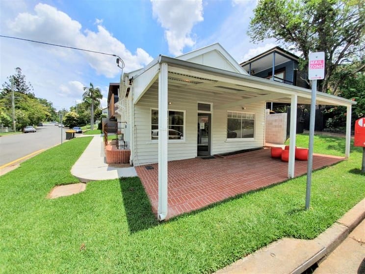 Click to view all images 22A FREDERICK STREET Taringa QLD 4068 - Image 2
