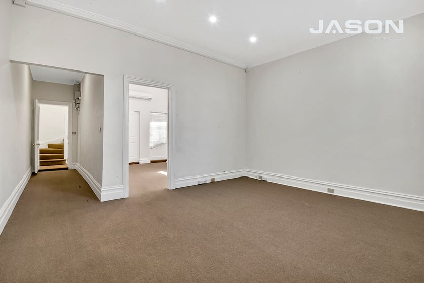 Click to view all images 160 Napier Street South Melbourne VIC 3205 - Image 3