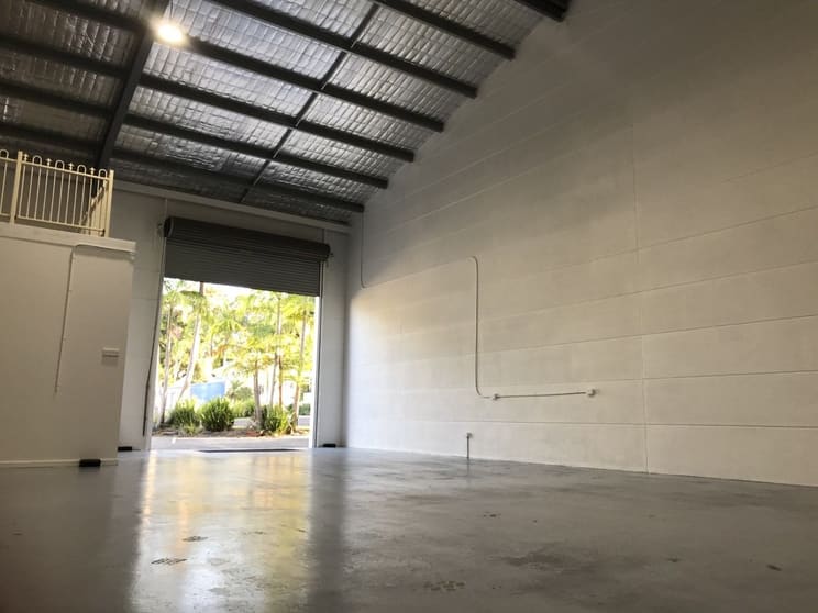 Click to view all images UNIT 2/4 BUGAM PLACE Bangalow NSW 2479 - Image 3