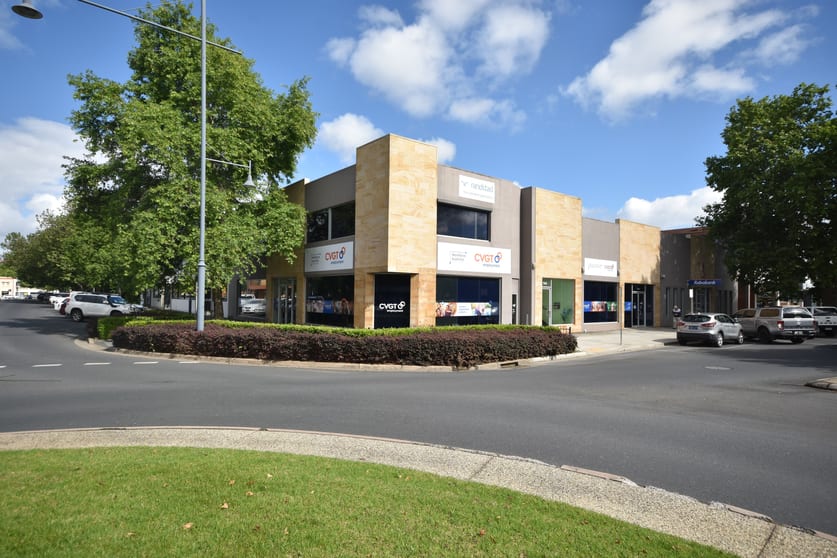 Click to view all images FF/561 Olive Street Albury NSW 2640 - Image 1