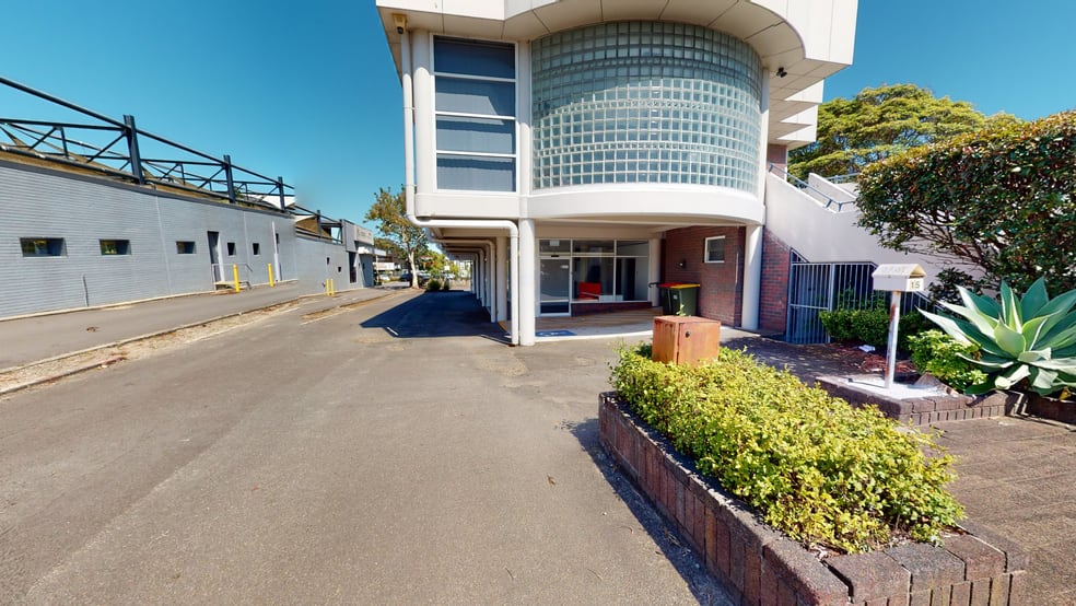 Click to view all images 15 Kelton Street Cardiff NSW 2285 - Image 2