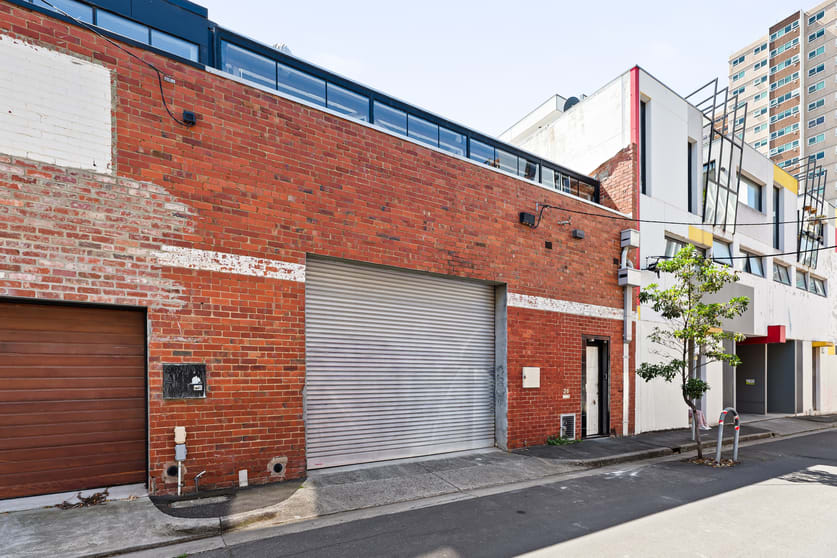 Click to view all images 26 Napoleon Street Collingwood VIC 3066 - Image 2