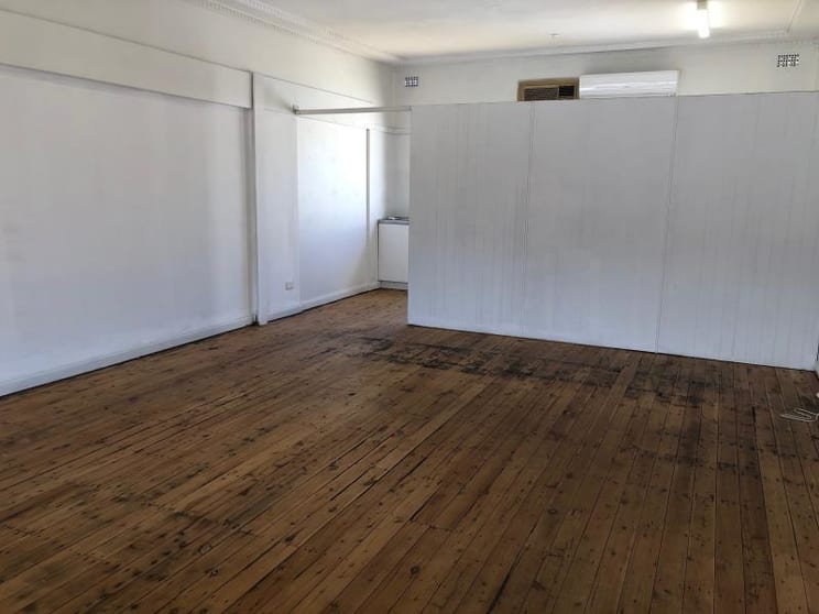 Click to view all images Shop B/92 Lawes Street East Maitland NSW 2323 - Image 3