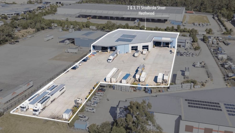 Click to view all images 2 & 3/71 Stradbroke Street Heathwood QLD 4110 - Image 1