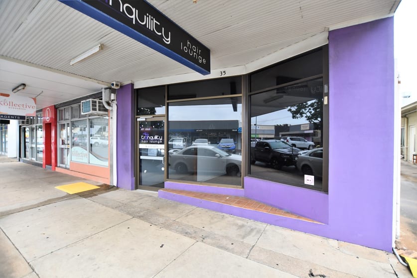 Click to view all images 35 Woongarra Street Bundaberg Central QLD 4670 - Image 2