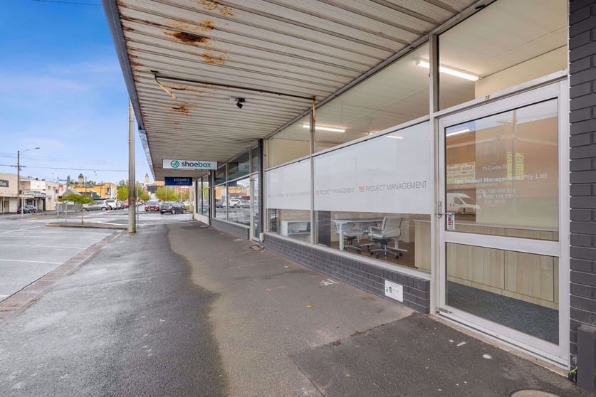 Click to view all images 75 Curtis Street Ballarat Central VIC 3350 - Image 2