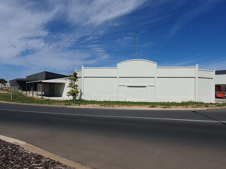 Click to view all images Crn Fifteenth St & Koorlong Ave Street Irymple VIC 3498 - Image 2