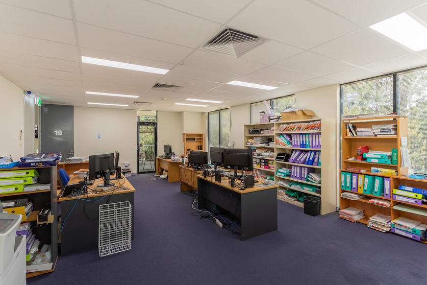 Click to view all images 19/5-7 Inglewood Place Norwest NSW 2153 - Image 3