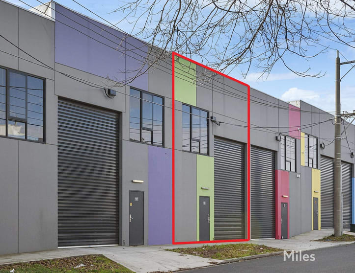 Click to view all images 10 Vear Street Heidelberg West VIC 3081 - Image 1