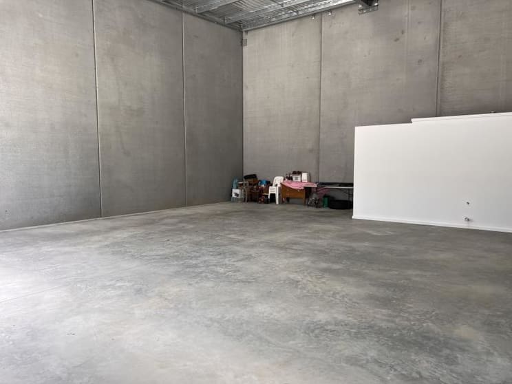 Click to view all images Unit 10/8 Edward Street Orange NSW 2800 - Image 3