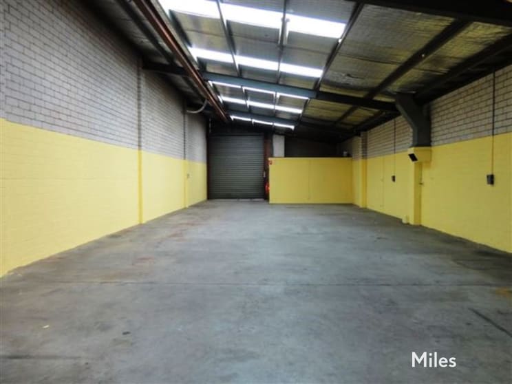 Click to view all images 1/14 Merchant Avenue Thomastown VIC 3074 - Image 3