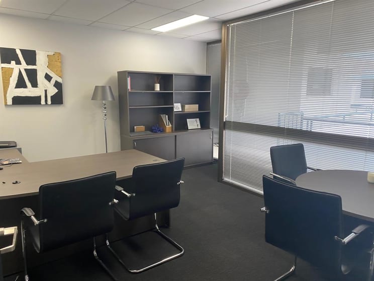 Click to view all images 14/92-94 Pease Street Manoora QLD 4870 - Image 2
