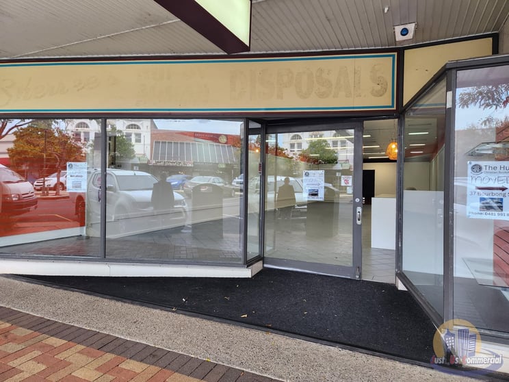 Click to view all images 67 Bourbong Street Bundaberg Central QLD 4670 - Image 2