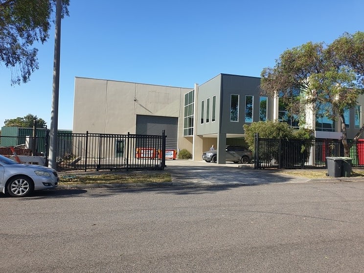 Click to view all images 13 Humeside Drive Campbellfield VIC 3061 - Image 1