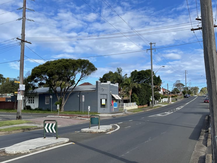 Click to view all images 104 Croydon Road Hurstville NSW 2220 - Image 2