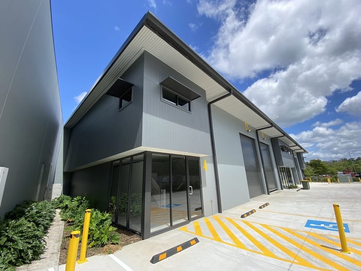Click to view all images 4/12 Kelly Court Landsborough QLD 4550 - Image 1
