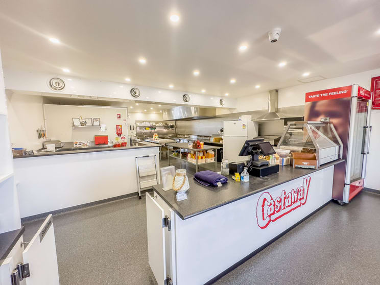 Click to view all images 7/49 Norton Promenade Dalyellup WA 6230 - Image 3