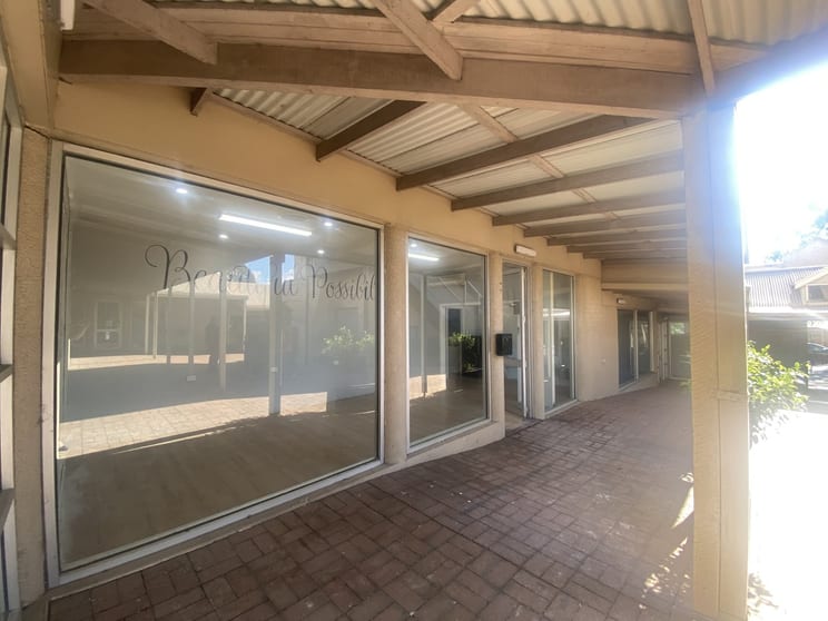 Click to view all images Shop 6, 11-13 Sydney Street Kilmore VIC 3764 - Image 1