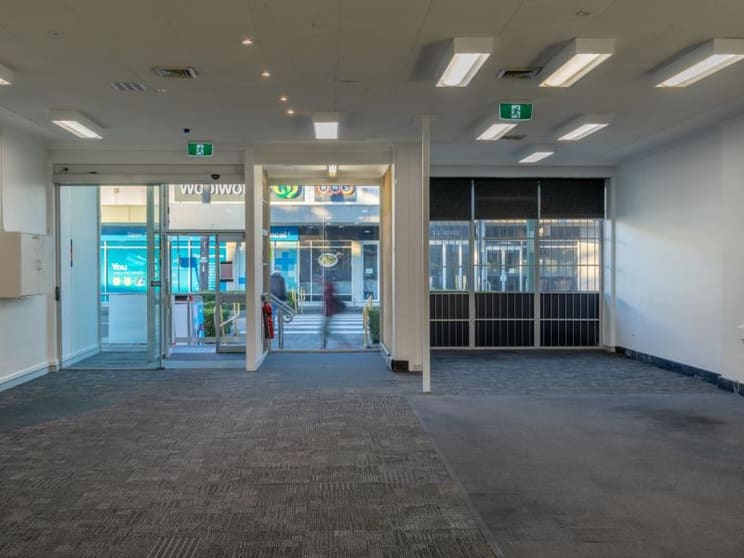 Click to view all images 71 Blackwall Road Woy Woy NSW 2256 - Image 3