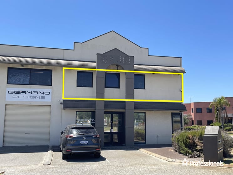Click to view all images 4/1 Mulgul Road Malaga WA 6090 - Image 1