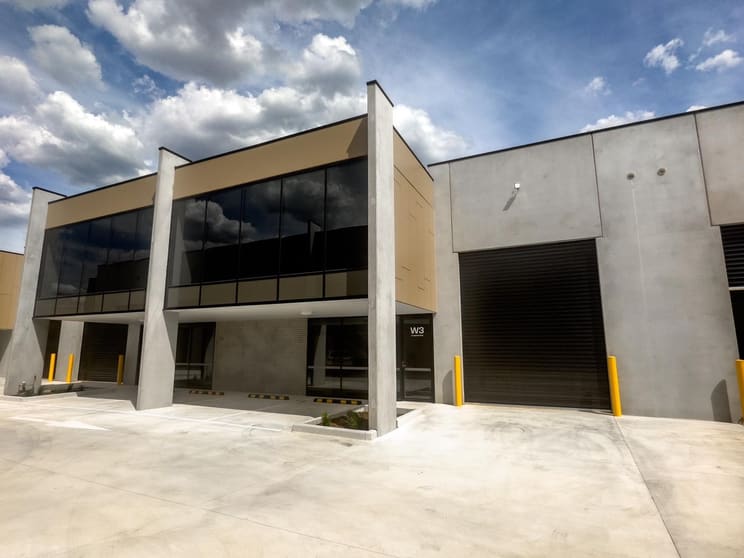 Click to view all images 3/52 Sheehan Road Heidelberg West VIC 3081 - Image 2