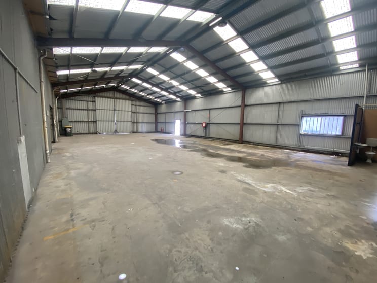 Click to view all images 16 Albert Street Warrnambool VIC 3280 - Image 3
