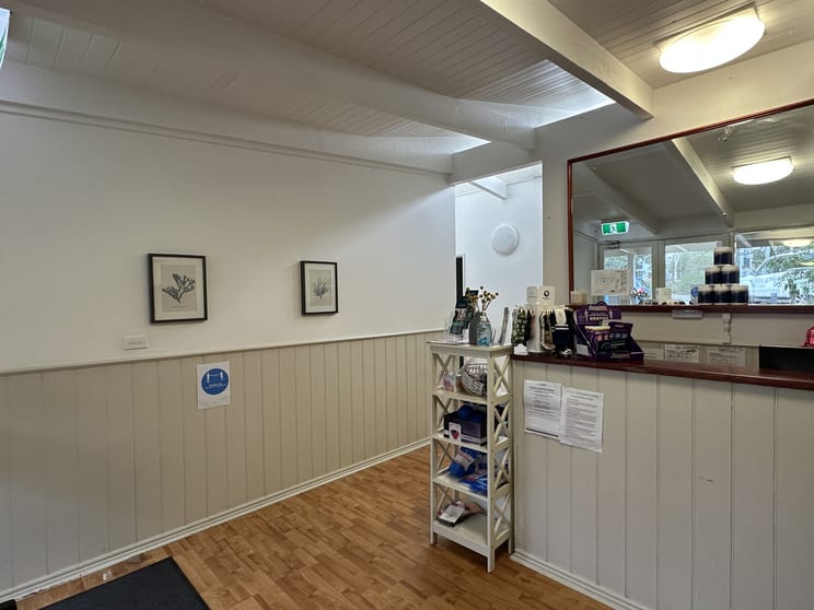 Click to view all images 941 Nepean Highway Mornington VIC 3931 - Image 2