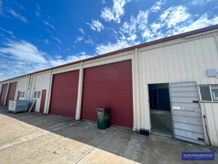 Click to view all images Clontarf QLD 4019 - Image 2