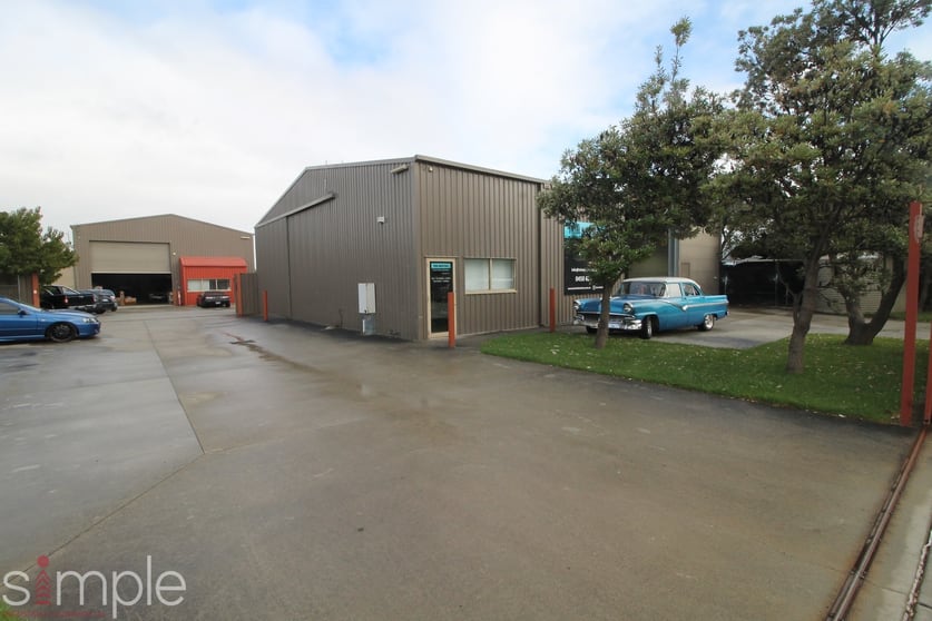 Click to view all images 1/6 Jennings Court Rosebud VIC 3939 - Image 2