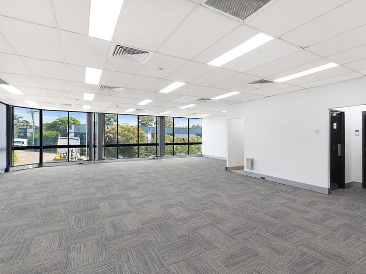 Unit 2/30-32 Artisan Road Seven Hills NSW 2147 - Image 2