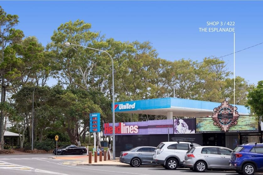 Click to view all images 422 Esplanade Torquay QLD 4655 - Image 2