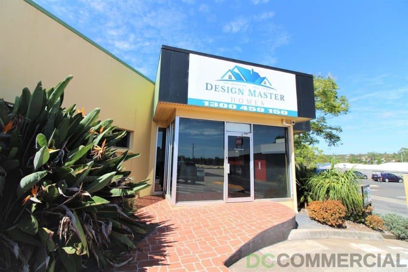 Click to view all images 3/360-362 Stenner Street Kearneys Spring QLD 4350 - Image 1