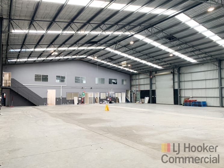 Click to view all images W/house A/27 Sunny Bank Road Lisarow NSW 2250 - Image 2