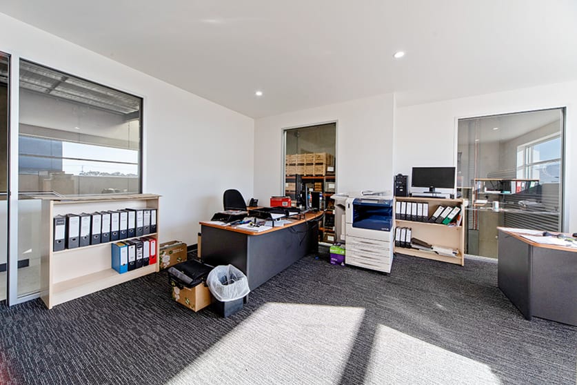 Click to view all images 22 Islington Court Dudley Park SA 5008 - Image 2