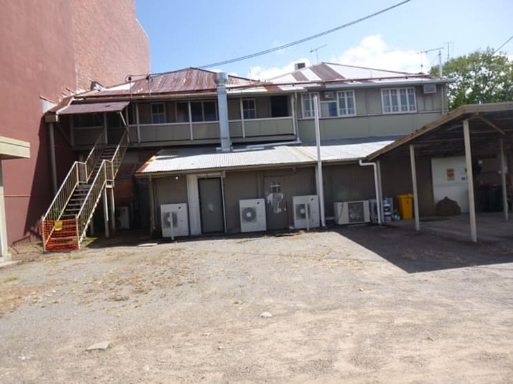 Click to view all images 5 - 7 Lannercost Street Ingham QLD 4850 - Image 2