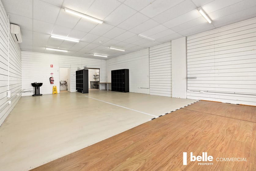 Click to view all images 52 McKenzie Street Melton VIC 3337 - Image 3