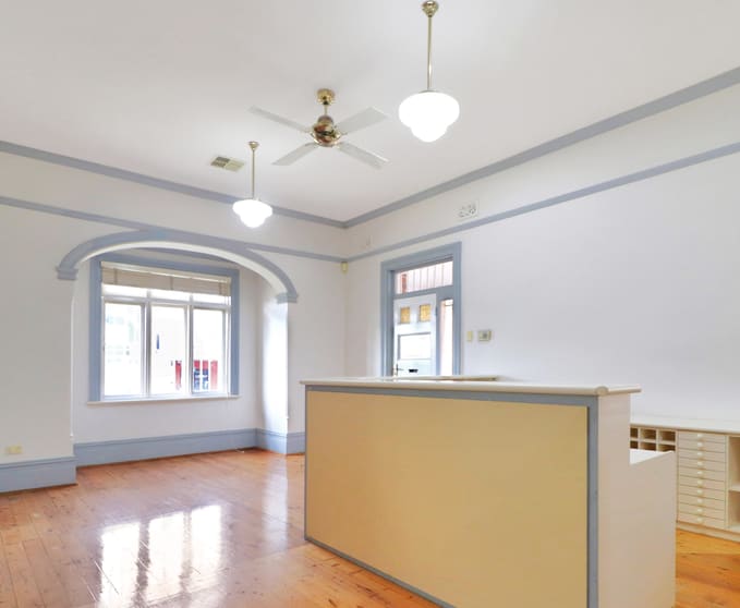 Click to view all images 27 Penshurst Street Penshurst NSW 2222 - Image 2