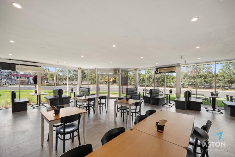 Click to view all images 182 Bridge Road Keysborough VIC 3173 - Image 3