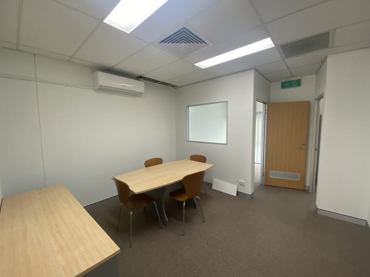 Click to view all images 9/7 United Road Ashmore QLD 4214 - Image 3