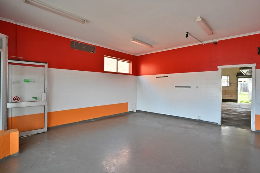 Click to view all images 17 Hotham Street Cranbourne VIC 3977 - Image 2