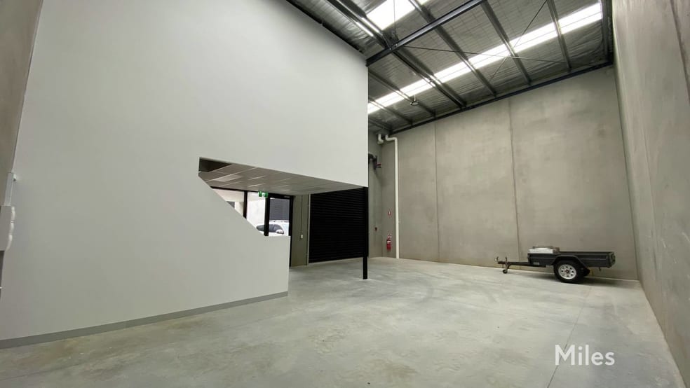 Click to view all images 6/52 Sheehan Road Heidelberg West VIC 3081 - Image 2