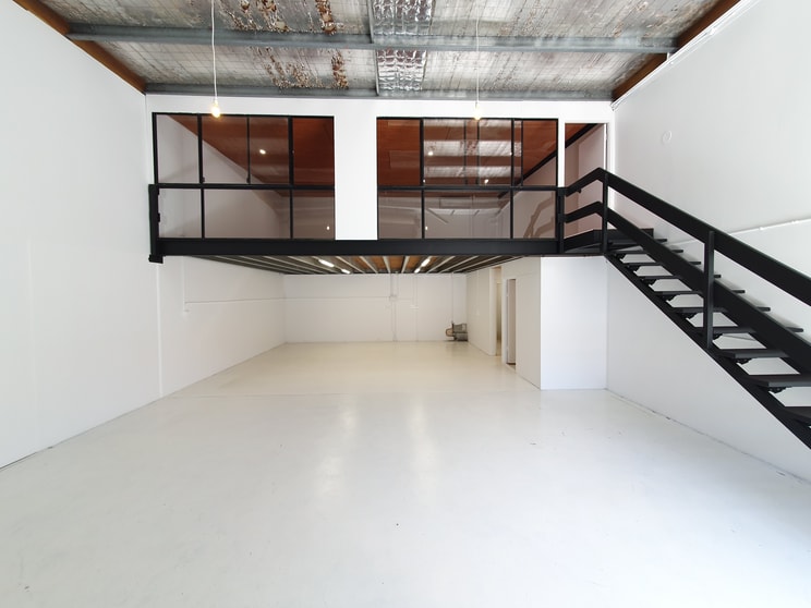 Click to view all images Currumbin QLD 4223 - Image 2