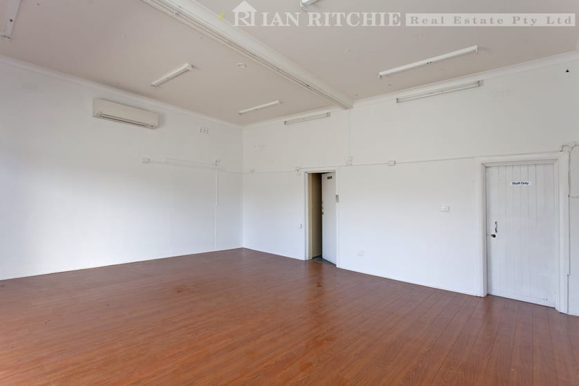 Click to view all images 3/919 Mate Street North Albury NSW 2640 - Image 3