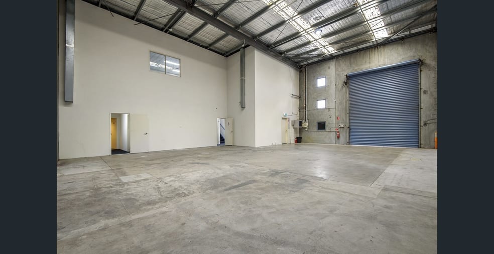 Click to view all images 4/21 Huntingdale Road Burwood VIC 3125 - Image 1