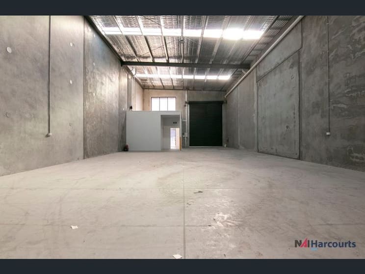 Click to view all images 1/3 Ryeland Court North Geelong VIC 3215 - Image 3