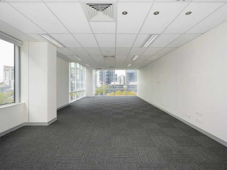 Click to view all images 709/2 Queen Street Melbourne VIC 3000 - Image 2